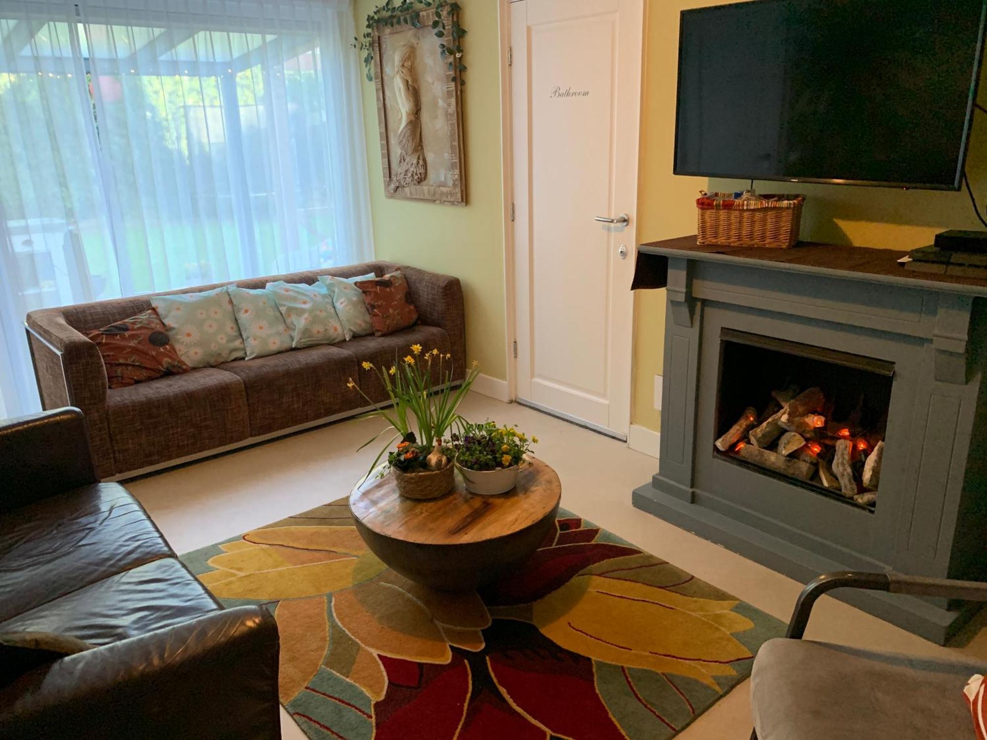 Romantisch Wellness Appartement Met Prive Hottub Sauna Gamesroom Den Ham 외부 사진